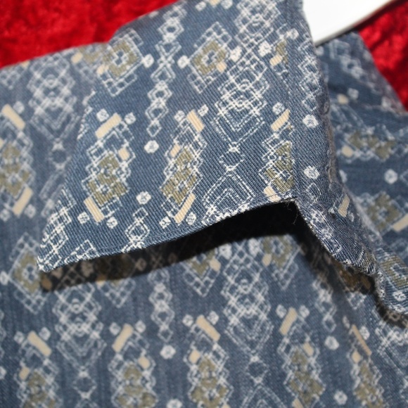 Vintage Blue Collared Button Down Shirt w/Patterns - Picture 8 of 8